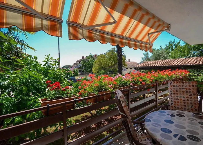 아파트 Vinka 3 Mit Balkon By Interhome *