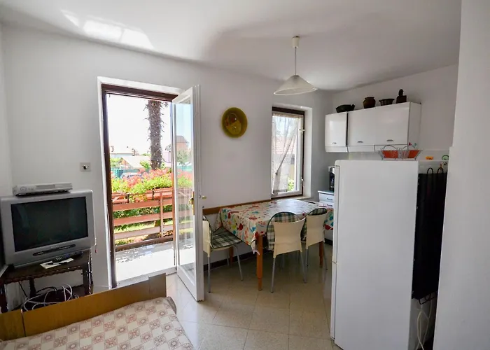 Vinka 3 Mit Balkon By Interhome *