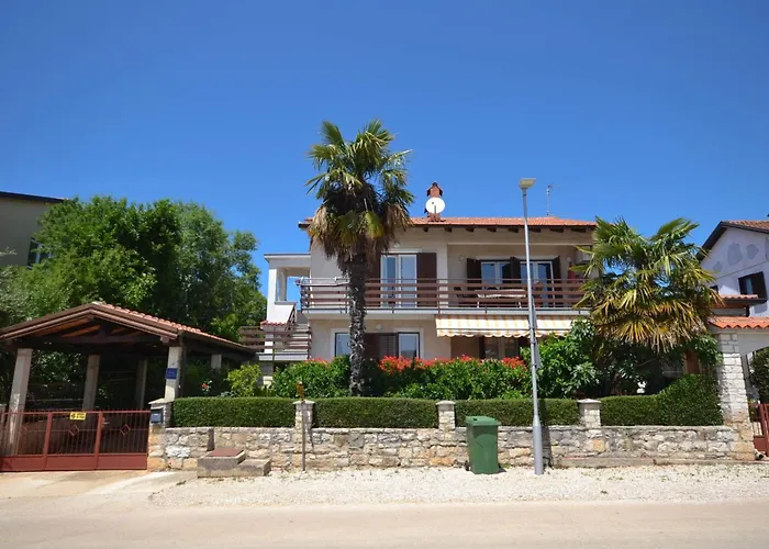 Vinka 3 Mit Balkon By Interhome *