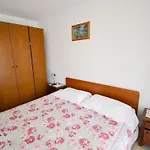 Apartment Vinka 3 Mit Balkon By Interhome *