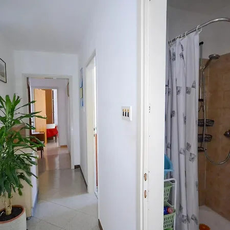 Vinka 3 Mit Balkon By Interhome Apartmán